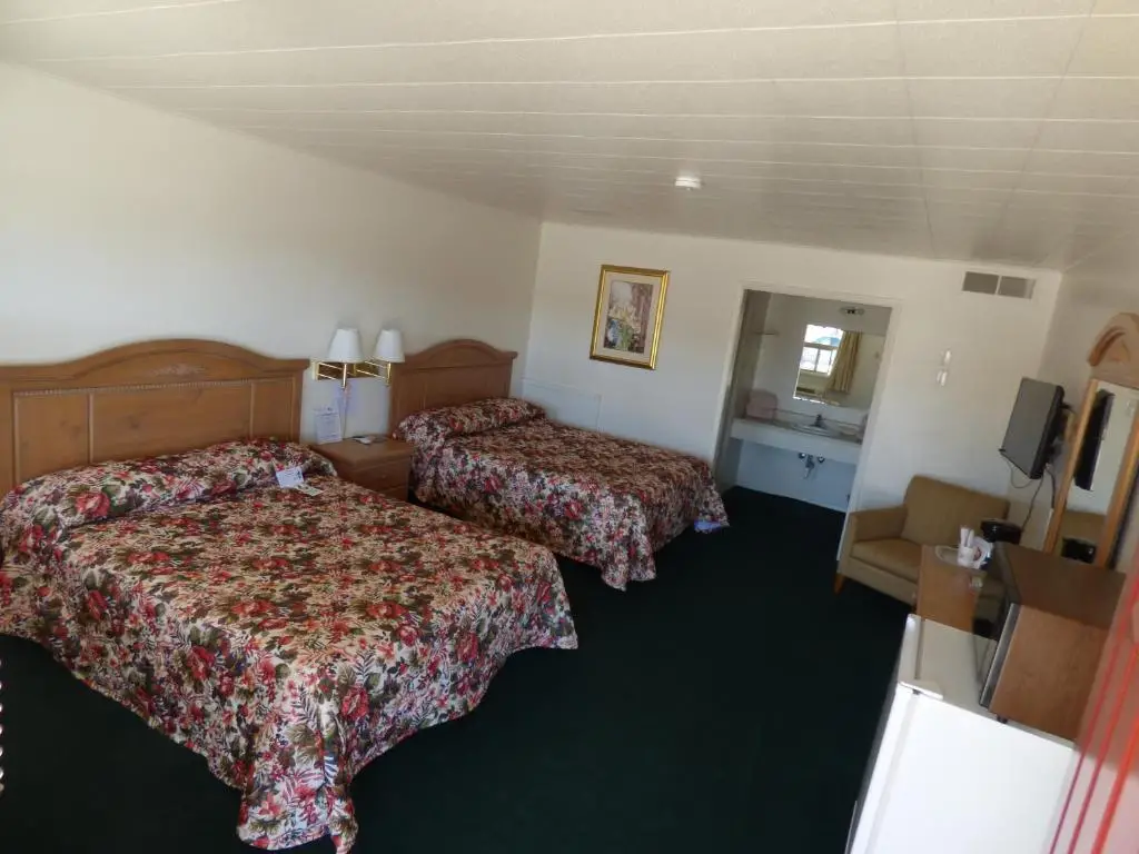 Carrizozo Inn 7